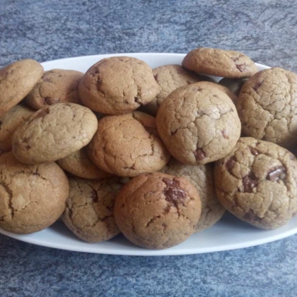 Vegan chocolate chip cookies