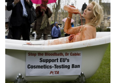 Sexiest Vegetarian Bathes in ‘Blood’ to Protest Deadly Cosmetics Tests on Animals