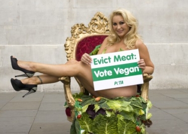 Victoria Eisermann Says “Evict Meat” in Veg-Covered Big Brother Chair