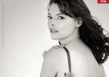 Corrie’s Kate Ford Bares All For Bears!