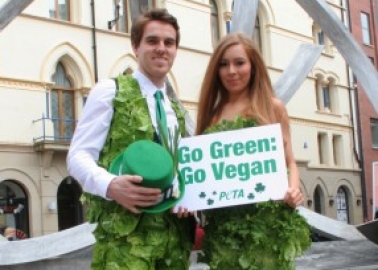 Giants Goalie Joins Sexy ‘Lettuce Lady’ to Bring ‘Go Green, Go Vegan’ Message for St Patrick’s Day