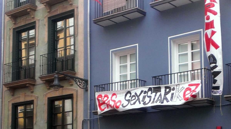 Pamplona-feminist-banner