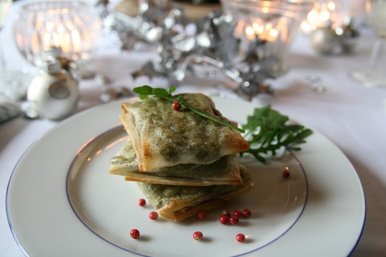 Vegan Christmas Asparagus Pastry Parcels