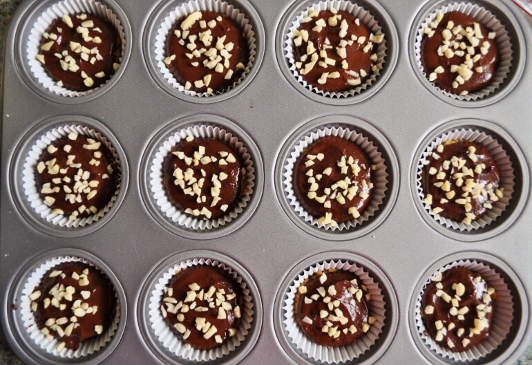 vegan chocolate peanut butter cups