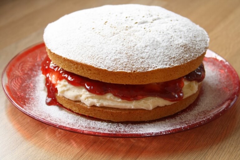 Victoria Sponge Cake British Vegan