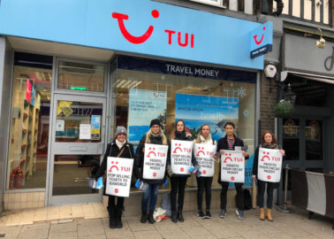 Day of Action! Activists Across the UK Urge TUI to Cut All Ties With SeaWorld