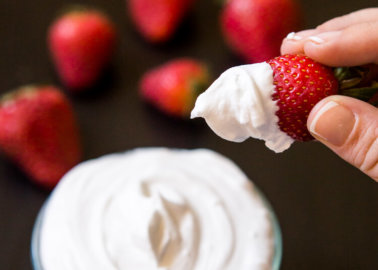 Ace! Wimbledon ‘Serves’ Strawberries and Vegan Cream