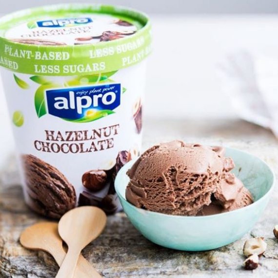 Alpro hazelnut chocolate tub