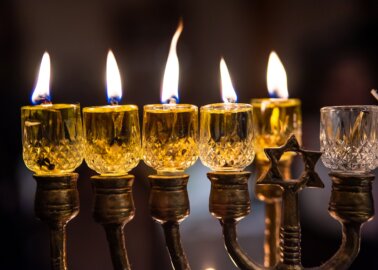 Vegan Hanukkah in 8 Steps