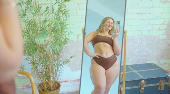 Body Positivity Influencer Promotes Vegan Eating