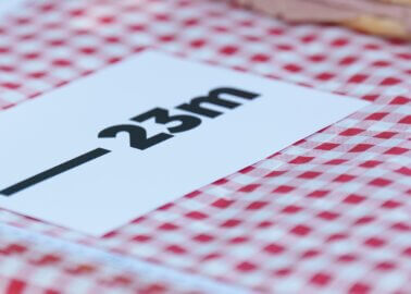 23-Metre Vegan Ham-and-Butter Sandwich Takes Over Paris