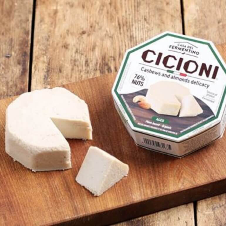 Cicioni plant-based fermented chese