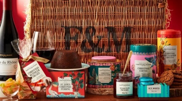 The Top 10 Vegan Hampers for Christmas 2025