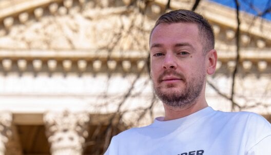 Influencer Jeromestar attending his trial for protesting a bullfight